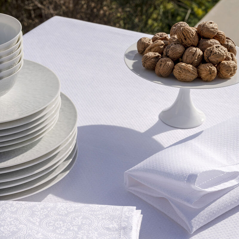 Tablecloth Portofino White 69"x69" 100% linen, , hi-res image number 2
