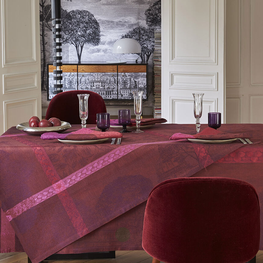 Tablecloth Symphonie Baroque Maroon 69"x69" 100% linen, , hi-res image number 1