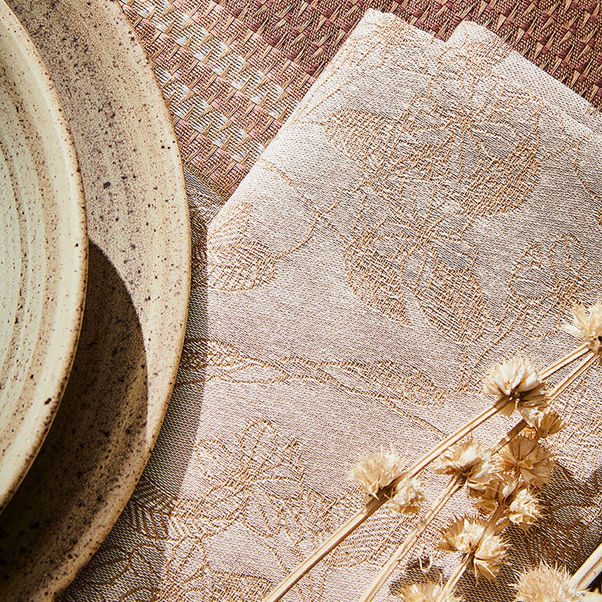 Napkin Essentiel Gravure Beige 23"x23" 100% cotton, , hi-res image number 0