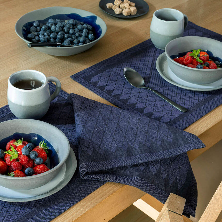 Placemat Club Ligne Prusse 20"x12" 89% cotton / 11% linen, , hi-res image number 0