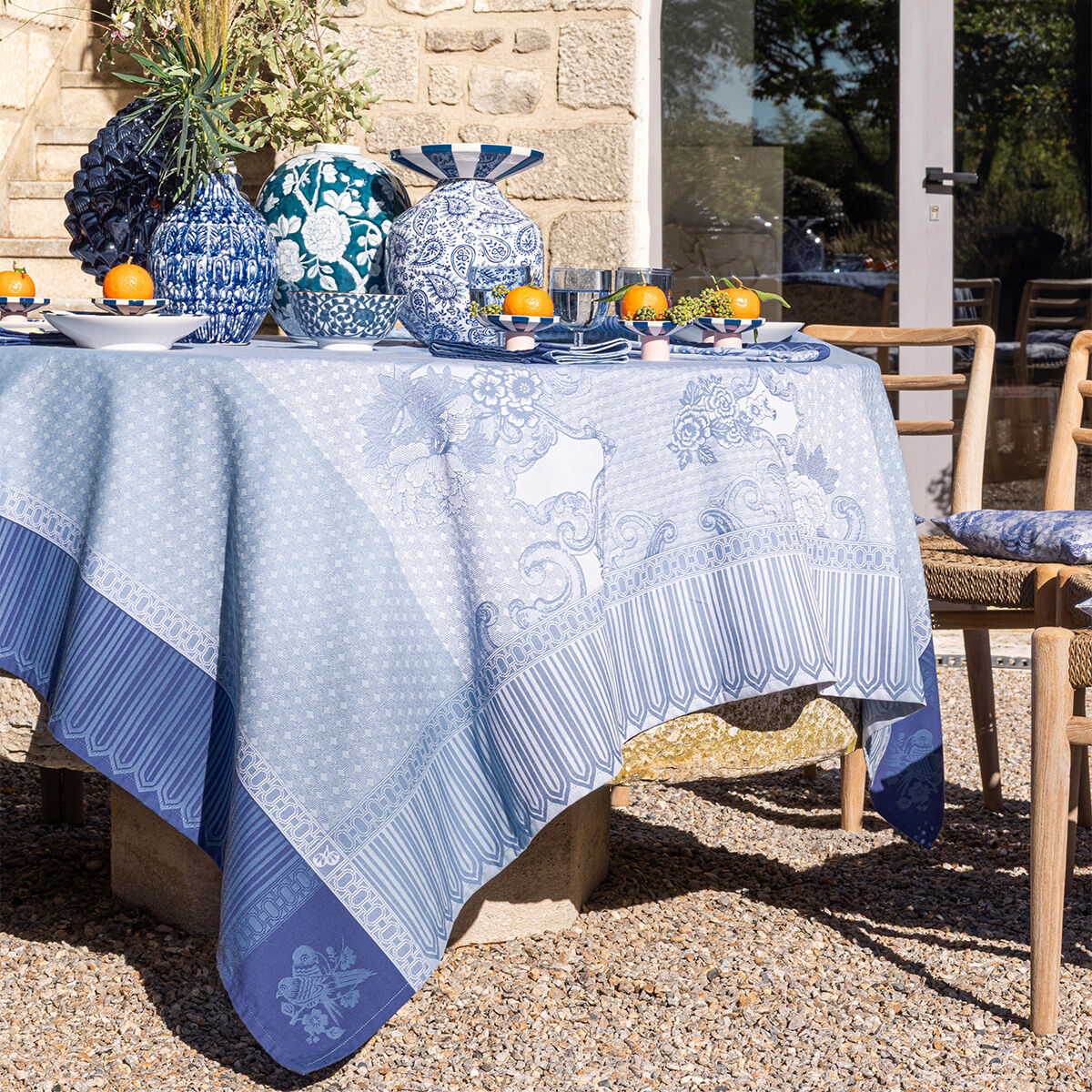 New High-End Fabric Tablecloths | Le Jacquard Français