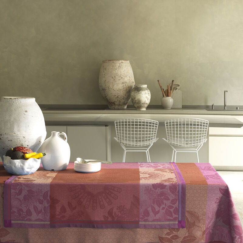 Tablecloth Jardin d'orient Red 59"x59" 100% linen, , hi-res image number 0
