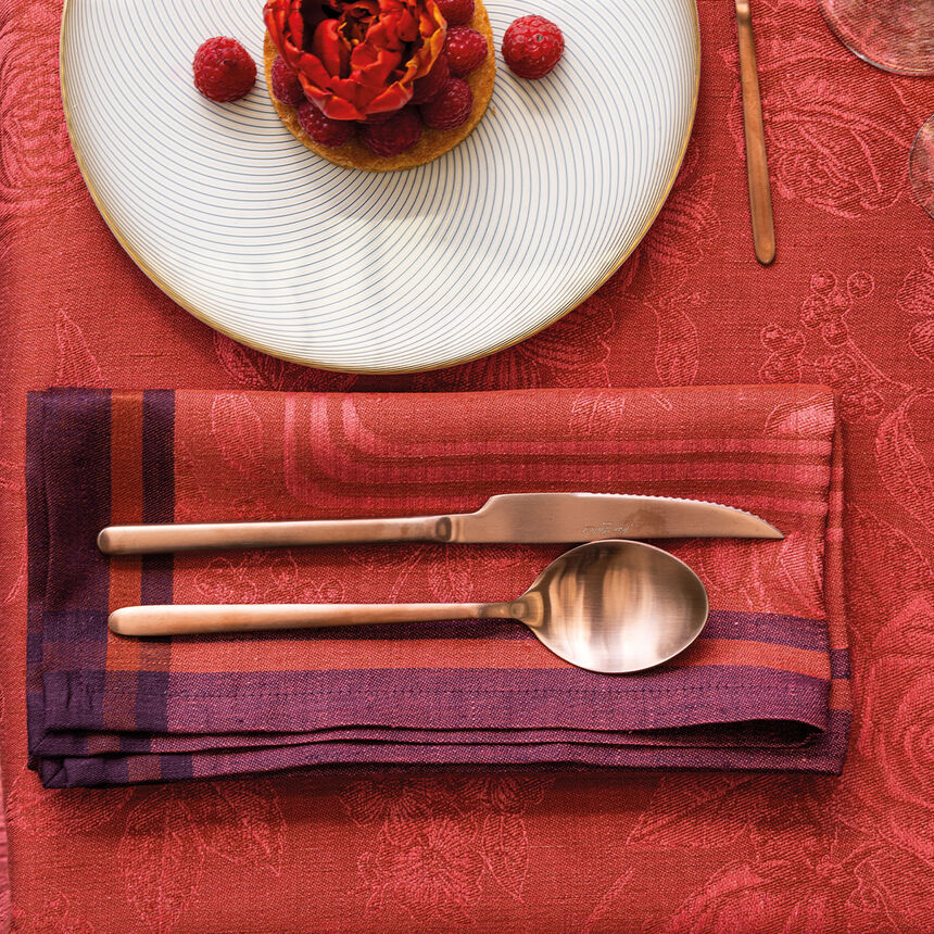 Napkin Romance Red 20"x20" 100% linen, , hi-res image number 0
