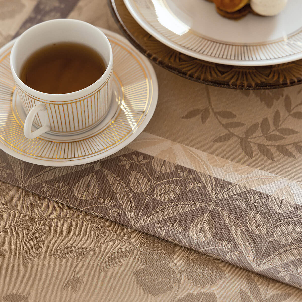 Le Jacquard Français