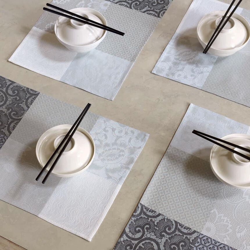 Coated placemat Fleurs de Kyoto Mist 52x38 100% cotton, , hi-res image number 0