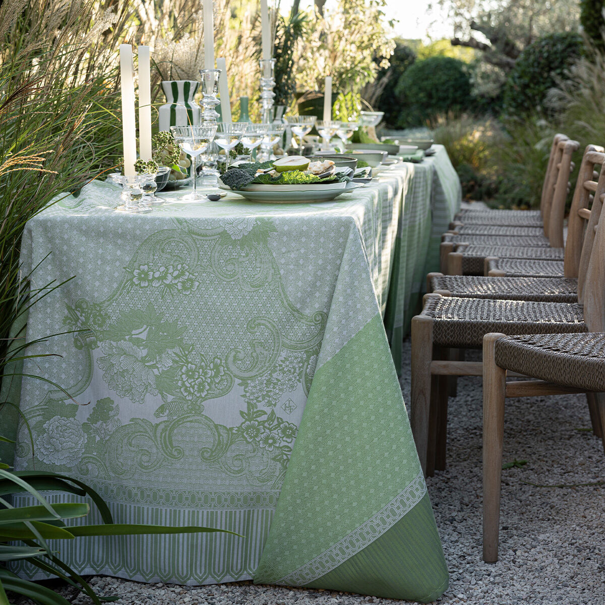 New High-End Fabric Tablecloths | Le Jacquard Français