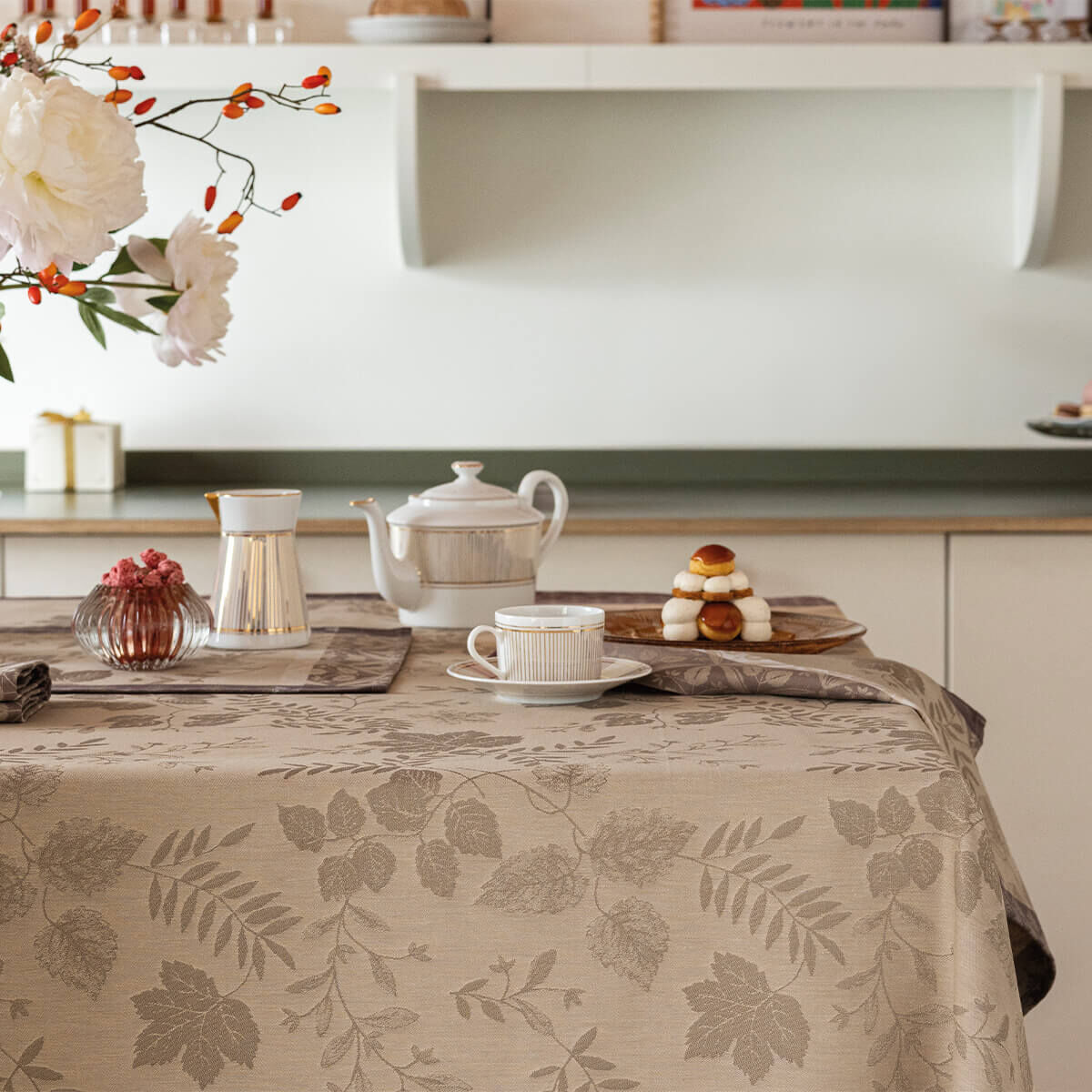 New Washable Fabric Placemats Made in France | Le Jacquard Français
