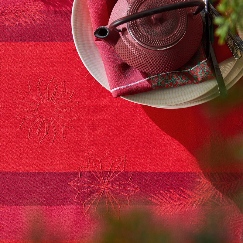 Small square Hiver en Ecosse Kilt 47"x47" 100% cotton, , hi-res image number 1