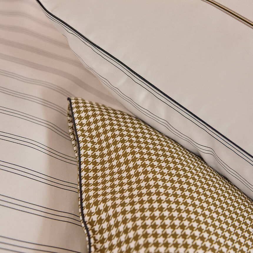 2 Pillowcases Savile row Beige 22"X42"King,Pair 100% cotton, , hi-res image number 2