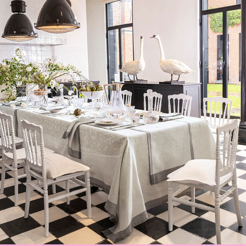 Tablecloth &Eacute;vasion C&eacute;leste Grey 175x175 100% linen, , hi-res image number 0